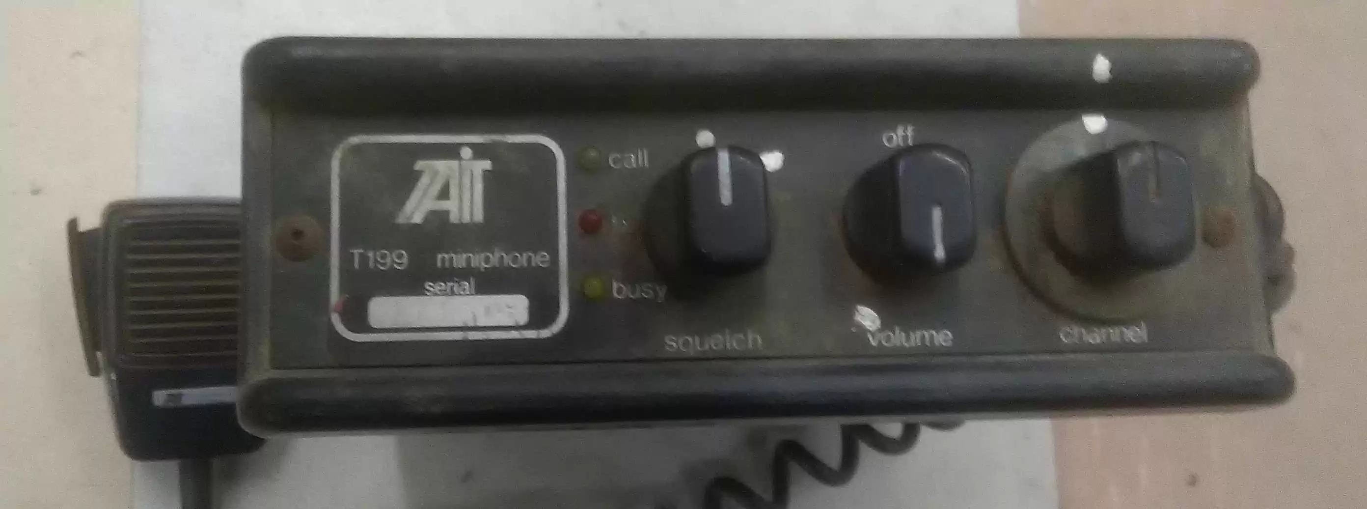 Slapper af Produktionscenter Rejse Are You Still Using Old VHF Radios? | Radphone.